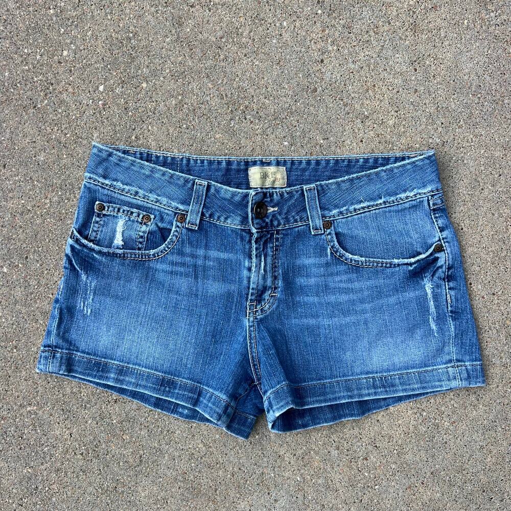 Vintage Y2K Buckle BKE Low Rise Micro Mini Jean Shorts Size 31 Style BKL1429